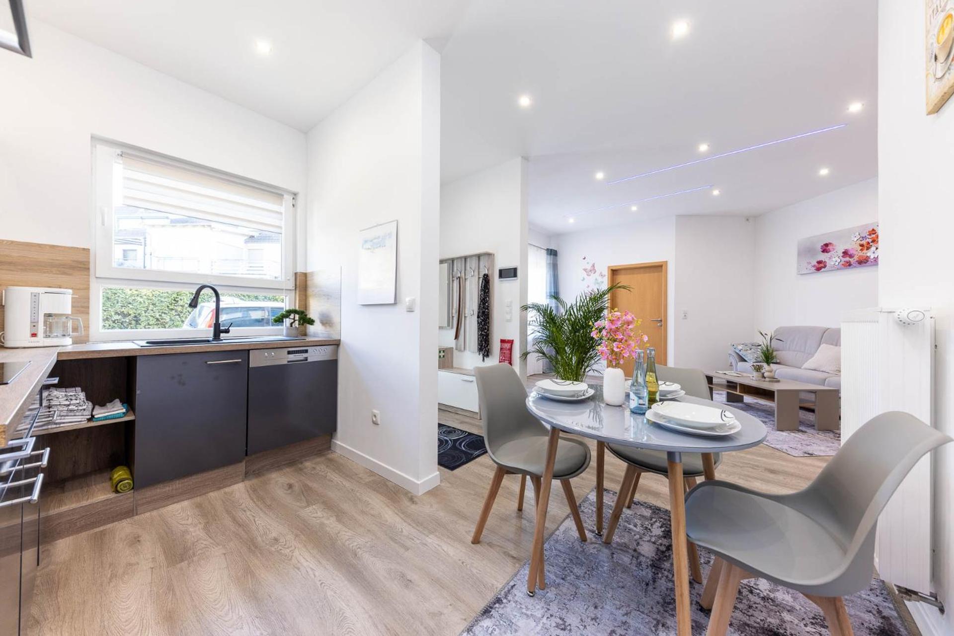 Neu I Ferienwohnung Jasmin Andernach Exterior photo
